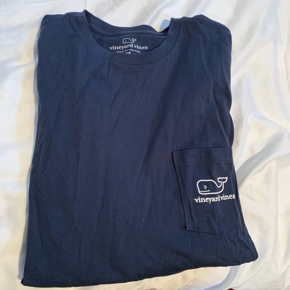 Vineyard vines navy long sleeve crewneck
